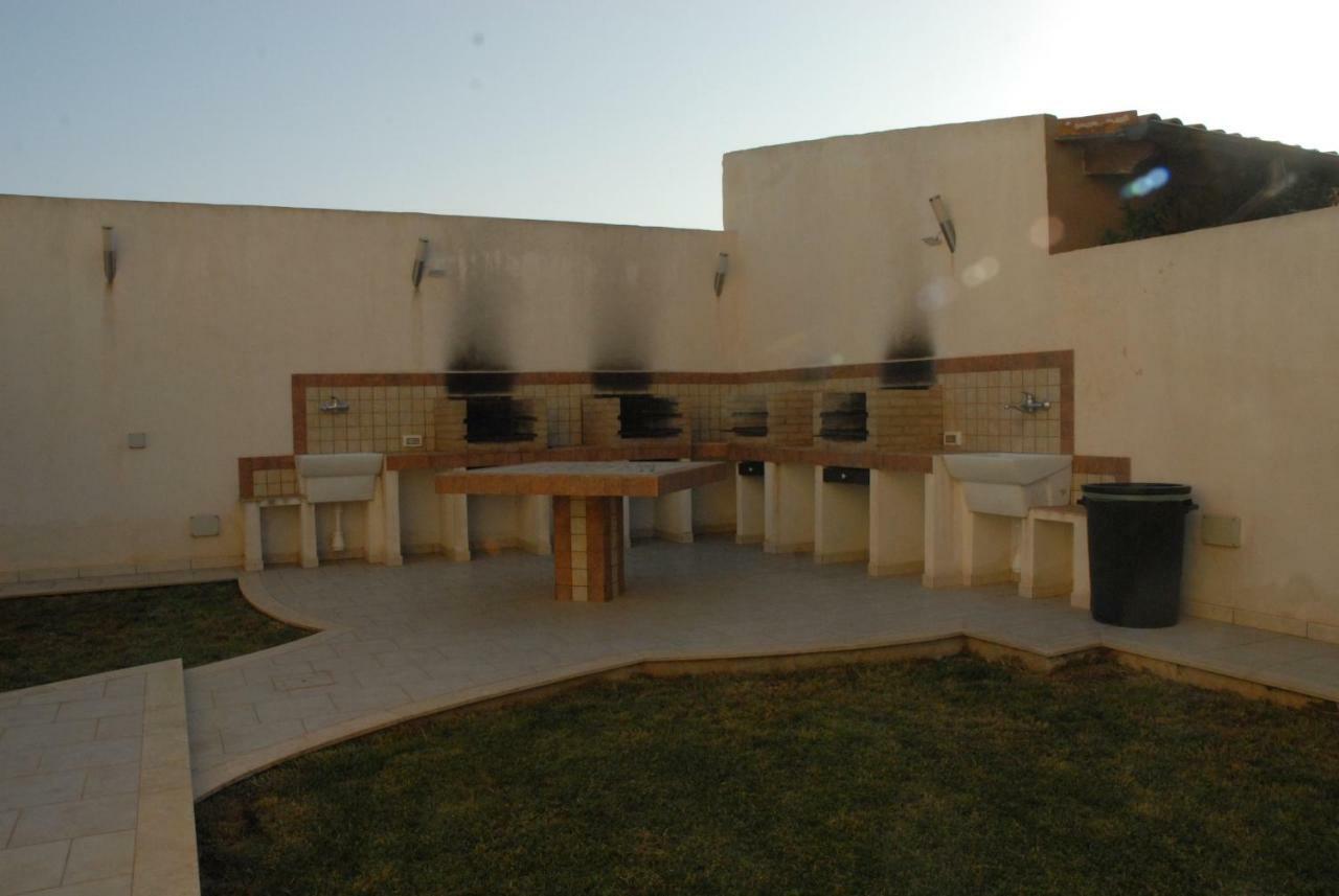 Oasi Tortuga Residence Piscina E Barbecue H24 Mazara del Vallo Exterior photo